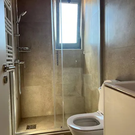 Heritage 4*